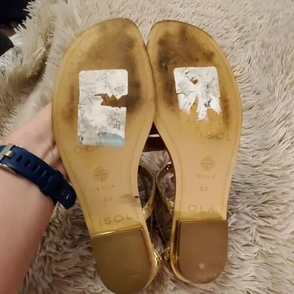 Beautiful gold Adelina sandals - Picture 6 of 7